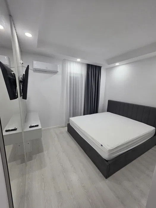 De închiriat | Apartament 3 camere | Cosmopolis | Parcare inclusă