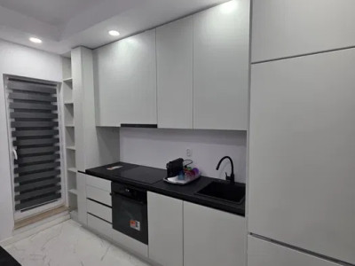 De închiriat | Apartament 3 camere | Cosmopolis | Parcare inclusă