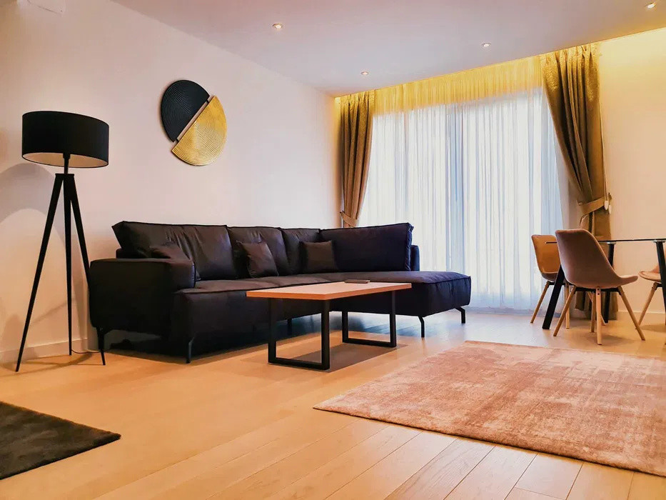 Apartament premium cu 2 camere și vedere panoramică | One Herăstrău Plaza |