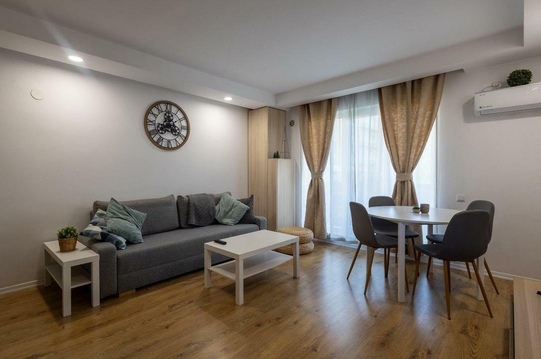 Apartament 2 camere de inchiriat in Cosmopolis 