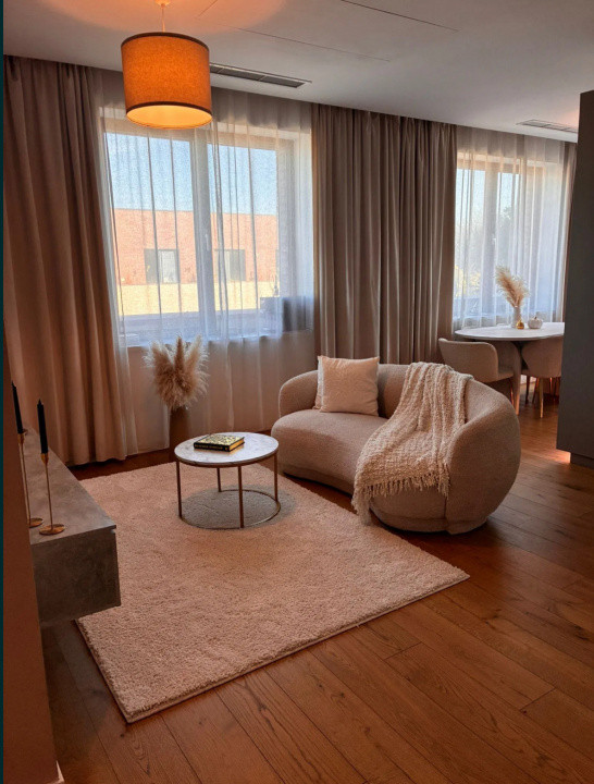 Penthouse 3 camere priveliște la pădure 