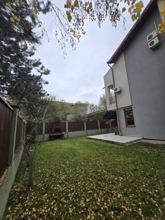 Vilă spațioasă P+1+M cu 6 dormitoare și 4 băi – Pipera- Voluntari,