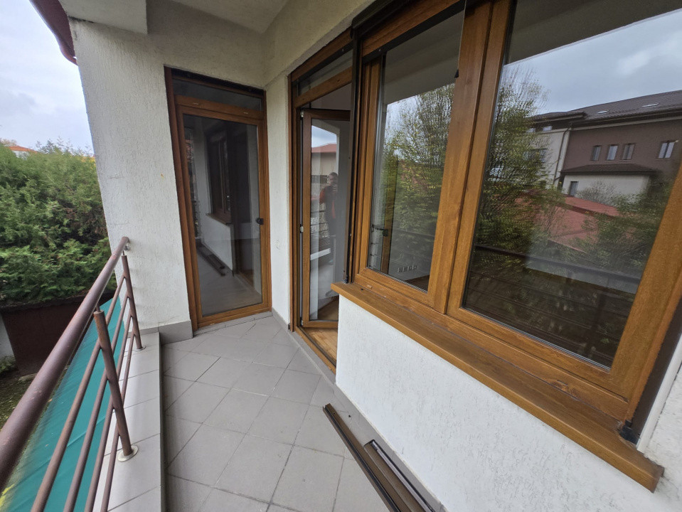 Vilă spațioasă P+1+M cu 6 dormitoare și 4 băi – Pipera- Voluntari,