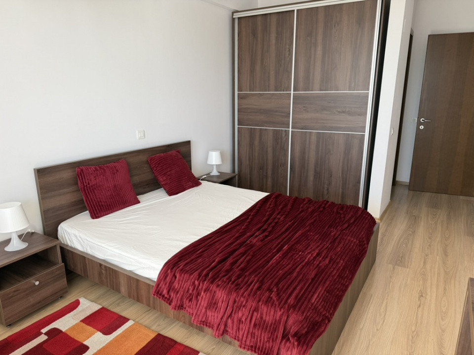 Ap.2 camere,2 bai,Complex Rezidential, 14 min. Metrou Revolutiei, 3 min. Tramvai