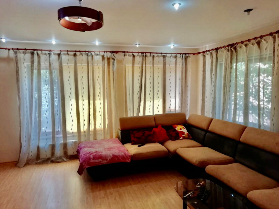 Vila 6 camere 200MP Utili+curte 500MP|Pipera-Erou Iancu Nicolae-Baneasa|3Parcare