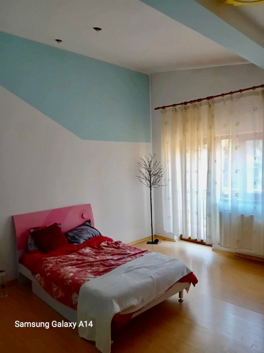 Vila 6 camere 200MP Utili+curte 500MP|Pipera-Erou Iancu Nicolae-Baneasa|3Parcare