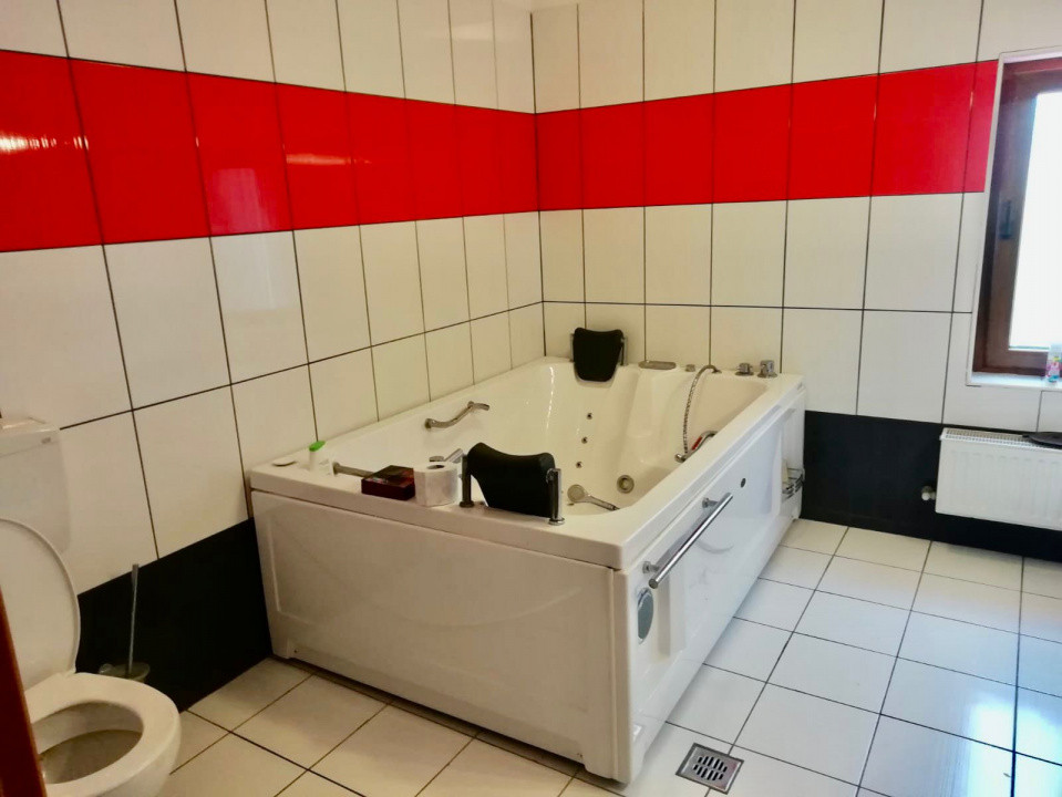 Vila 6 camere 200MP Utili+curte 500MP|Pipera-Erou Iancu Nicolae-Baneasa|3Parcare