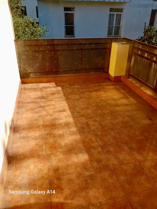 Vila 6 camere 200MP Utili+curte 500MP|Pipera-Erou Iancu Nicolae-Baneasa|3Parcare