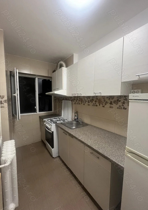 Apartament semidecomandat cu 2 camere  in zona Brancoveanu 