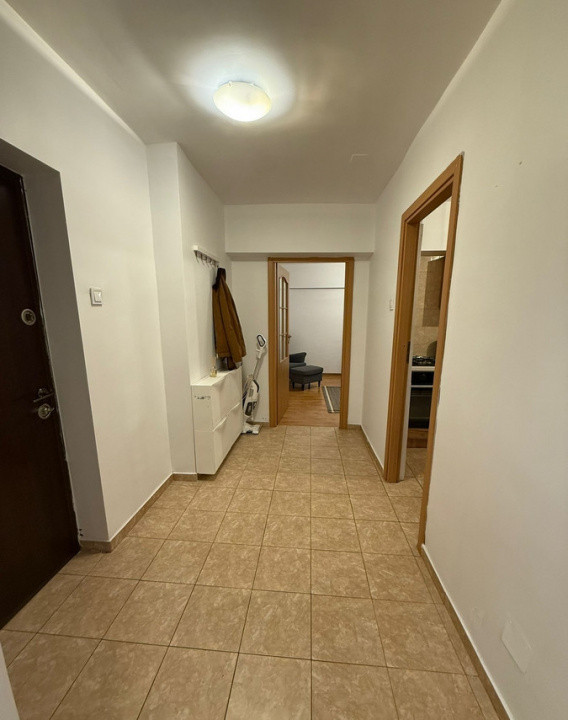Apartament decomandat cu 2 camere  in zona Stefan cel Mare 