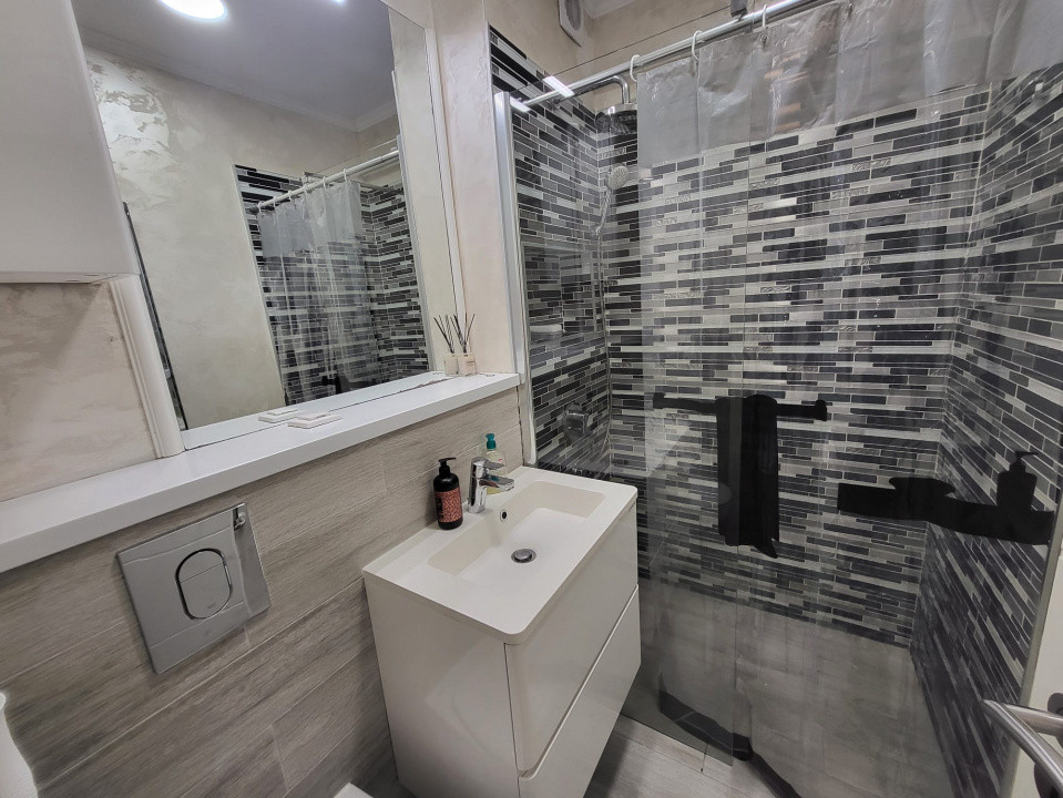 Garsoniera/ Mini Apartament, Complex Orhidea, zona Regie