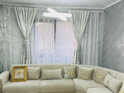 Apartament decomandat cu 2 camere  in zona Doamna Ghica 