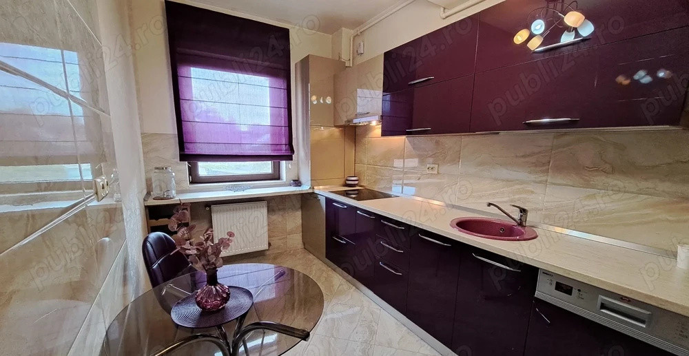 Apartament decomandat cu 3 camere in zona Apusului, 2 locuri de parcare incluse