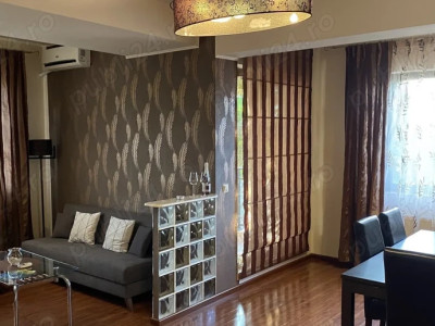 Apartament decomandat cu 3 camere in zona Apusului, 2 locuri de parcare incluse