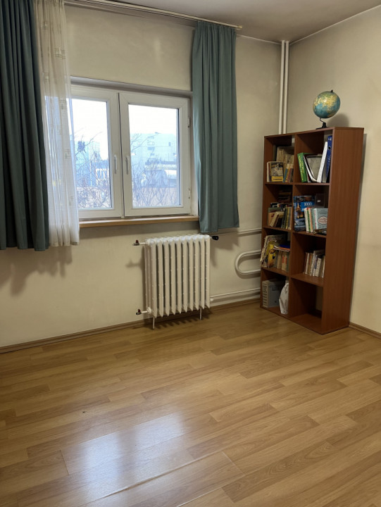 Apartament 3 camere, 72 mp, etaj 7, bloc 1978, zona Piata Victoriei