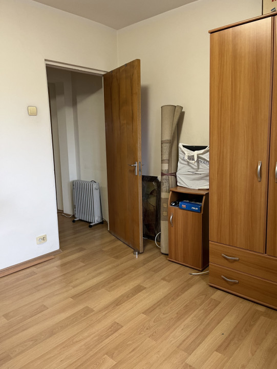 Apartament 3 camere, 72 mp, etaj 7, bloc 1978, zona Piata Victoriei