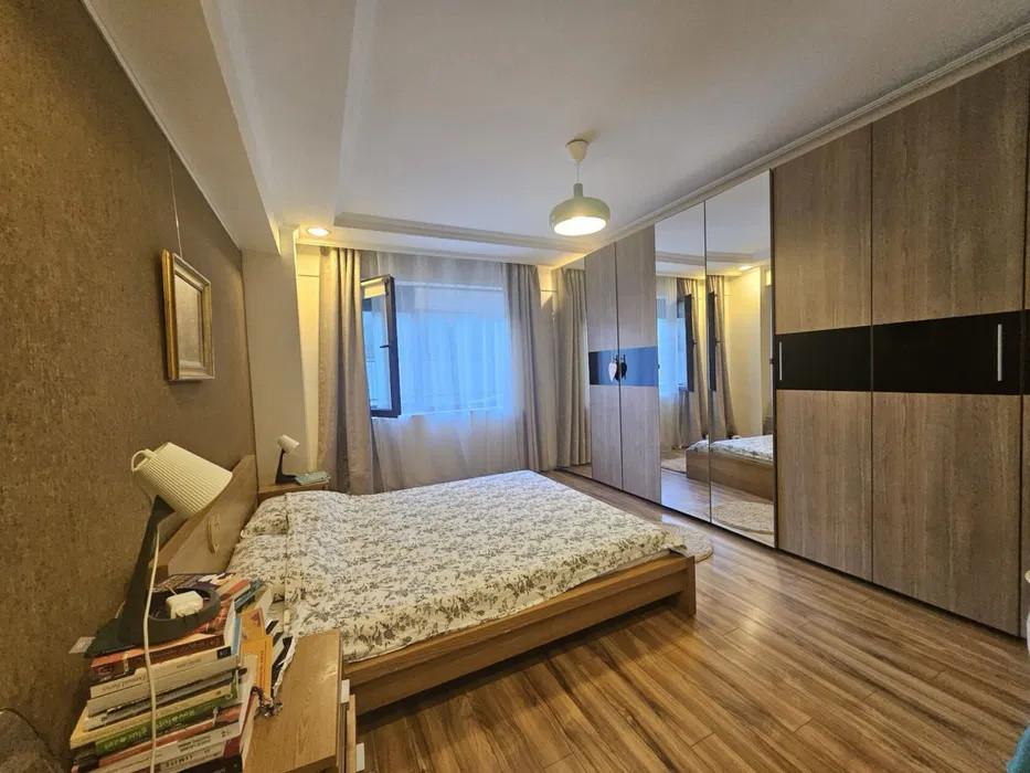 Apartament de vânzare – 3 camere- Zona Iancu Nicolae