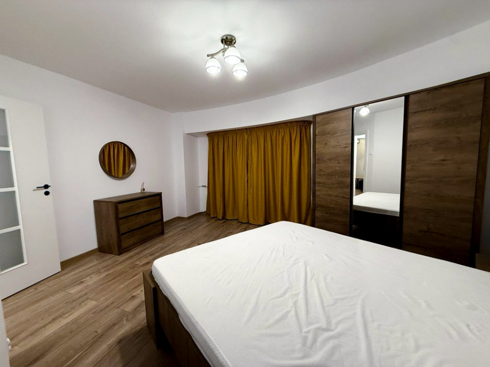 Piata Alba-Iulia Decebal Unirii Spatios Modern Echipat Full