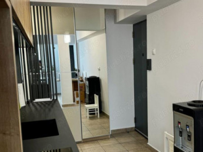 Garsoniera moderna 38 mp, balcon, la cheie, et. 7, an 1986, zona Arcul de Triumf