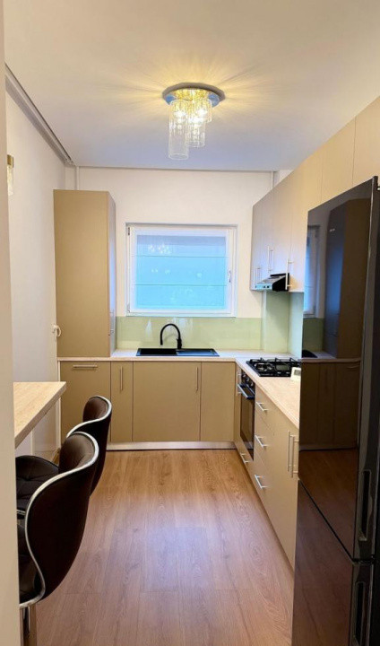 Apartament decomandat cu 3 camere  in zona Floreasca 