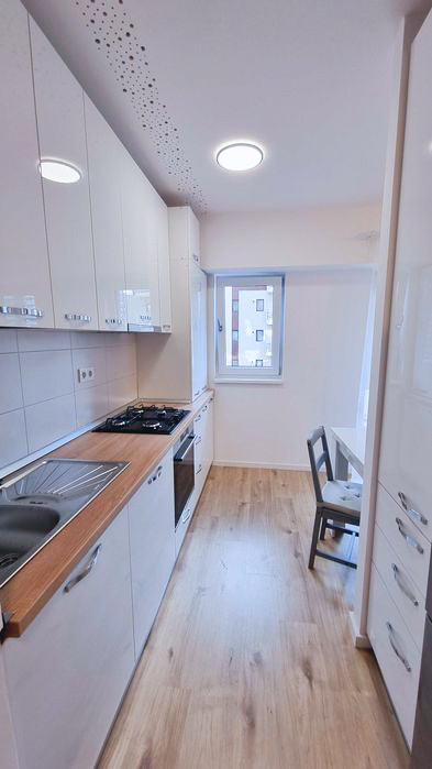 Fabrica de Glucoza 9' Metrou Pipera Modern Spatios Luminos