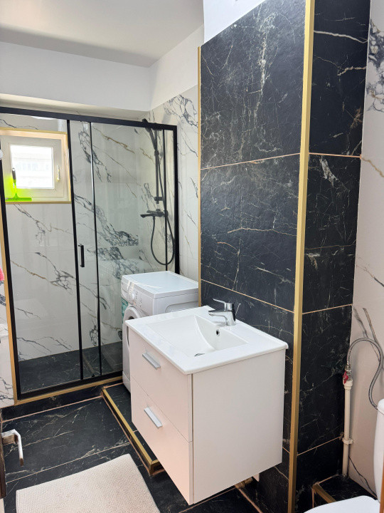 Ap. 2 camere Blvd. Basarabia renovat, loc parcare