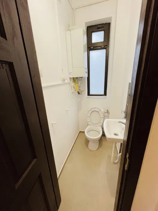 Apartament 3 camere - Spatiu pentru birouri