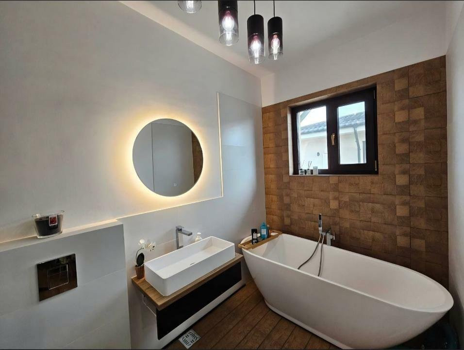 Vila superba 4 camere, Otopeni l PRIMA INCHIRIERE