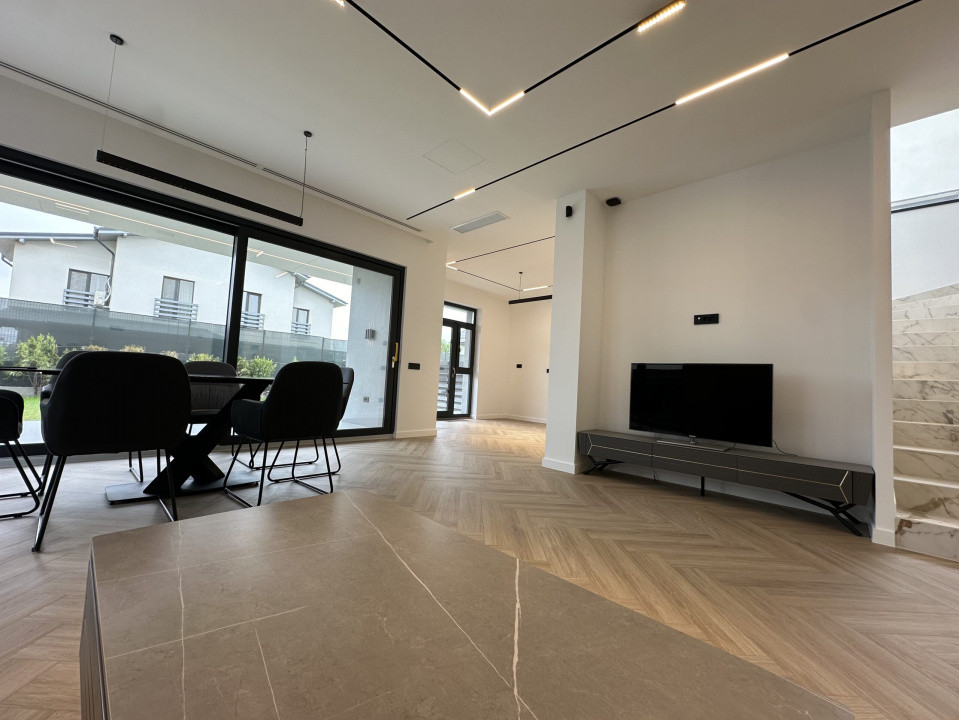 Vila contemporana de lux- 329 mp utili- Terasa panoramica- Complex exclusivist 