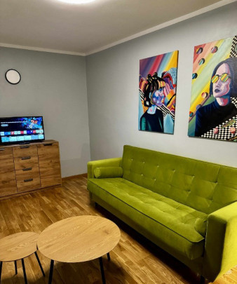 Garsoniera moderna, la cheie, bloc 1984, parc Regina Maria, zona Turda