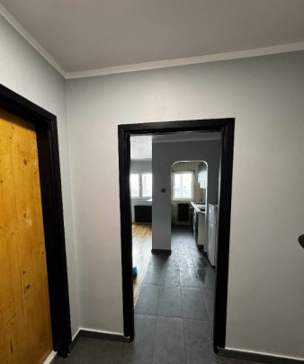 Garsoniera moderna, la cheie, bloc 1984, parc Regina Maria, zona Turda