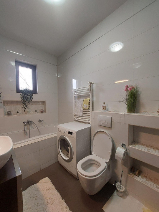 Apartament 3 camere + 2 locuri parcare subterana Dobroesti 