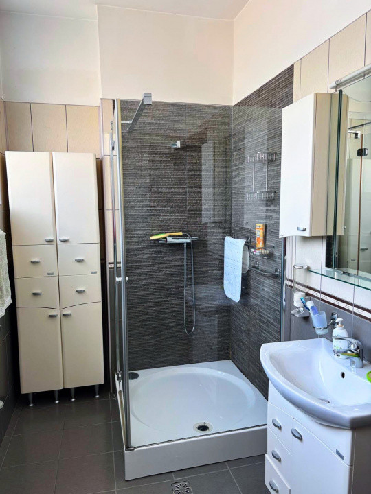 De vânzare VILĂ MEDITERANEANĂ P+1+2 + TERASĂ SOLAR – Valea Oltului, sector 6