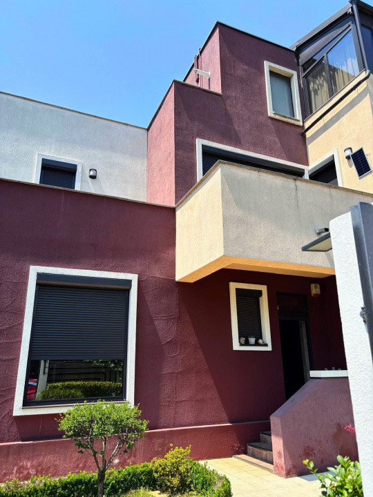 De vânzare VILĂ MEDITERANEANĂ P+1+2 + TERASĂ SOLAR – Valea Oltului, sector 6