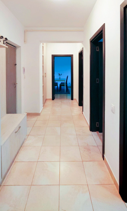 Apartament 3 camere Piata Muncii Decebal Modern Centrala + Parcare