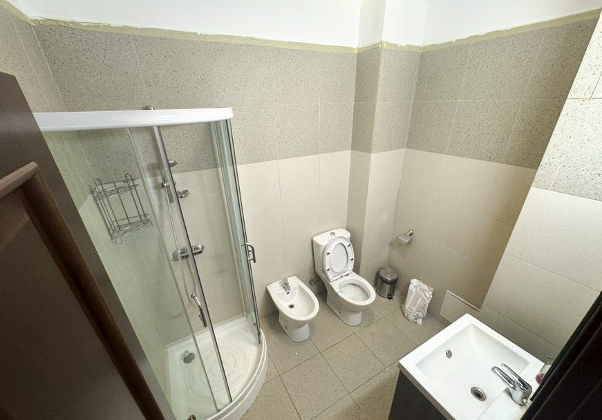 Apartament 3 camere Floreasca NEMOBILAT