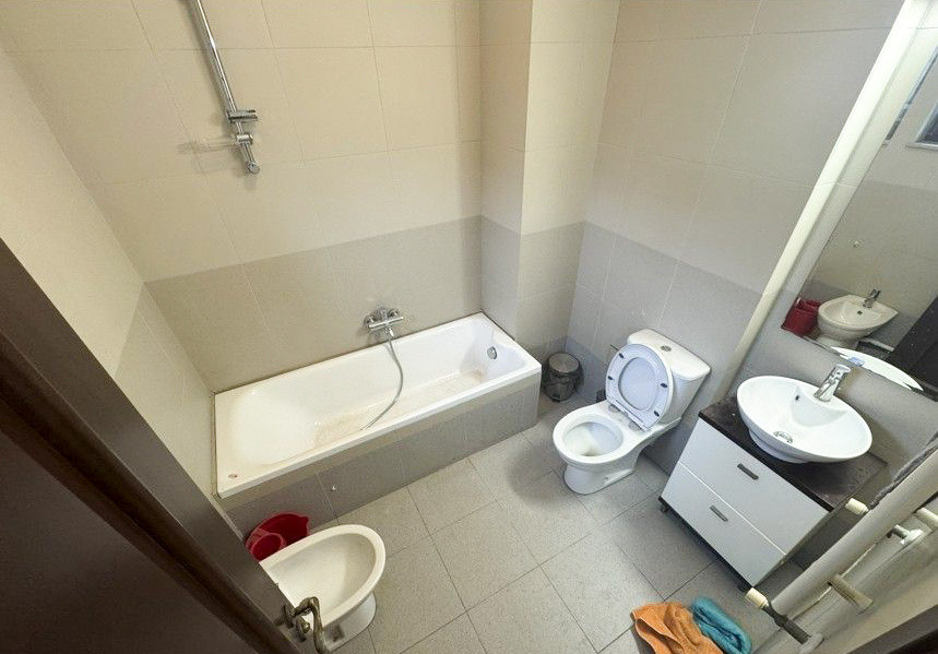 Apartament 3 camere Floreasca NEMOBILAT
