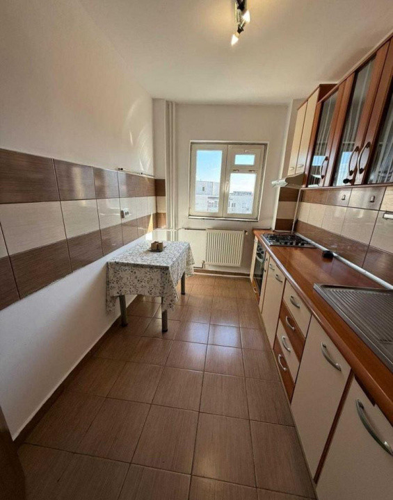 Apartament 2 camere 55 mp, decomandat, bloc 1982, 3 minute metrou Dristor