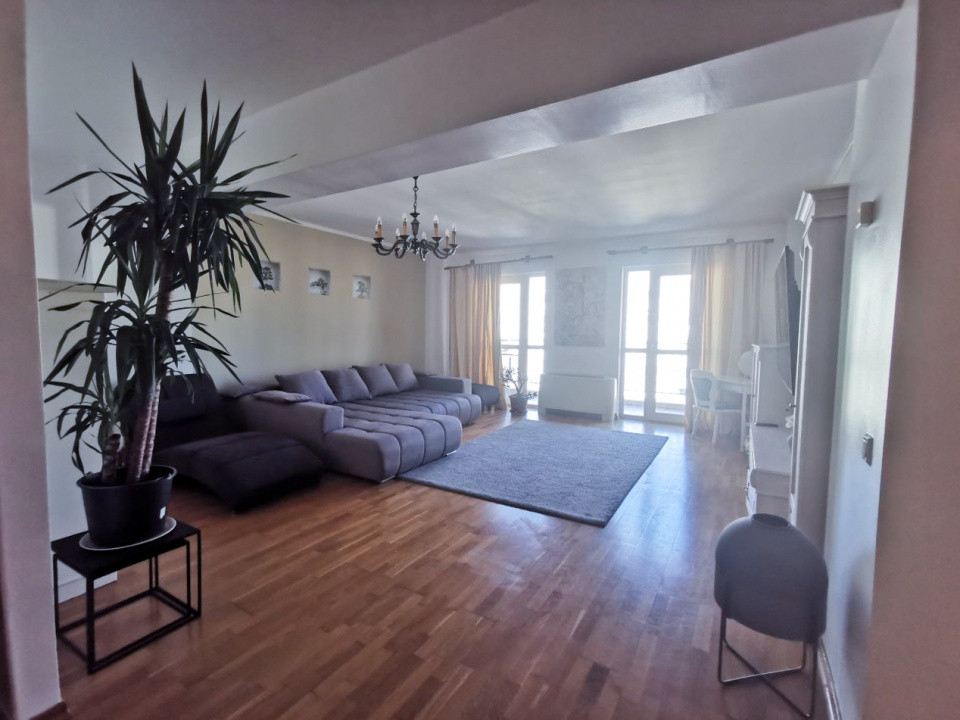 Apartament 3 camere de inchiriat Calea Calarasilor