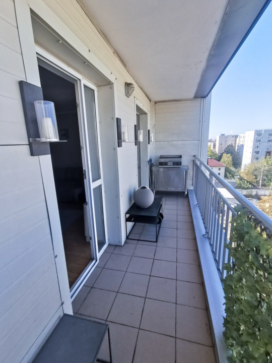 Apartament 3 camere de inchiriat Calea Calarasilor