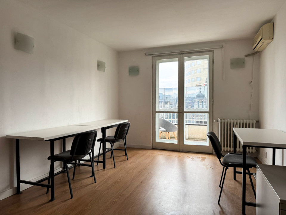 Apartament 3 camere de inchirat Calea Victoriei Lipscani