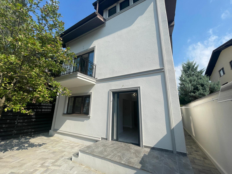 Casa de vanzare 5 camere 175mp I teren 202mp I Pipera-Voluntari