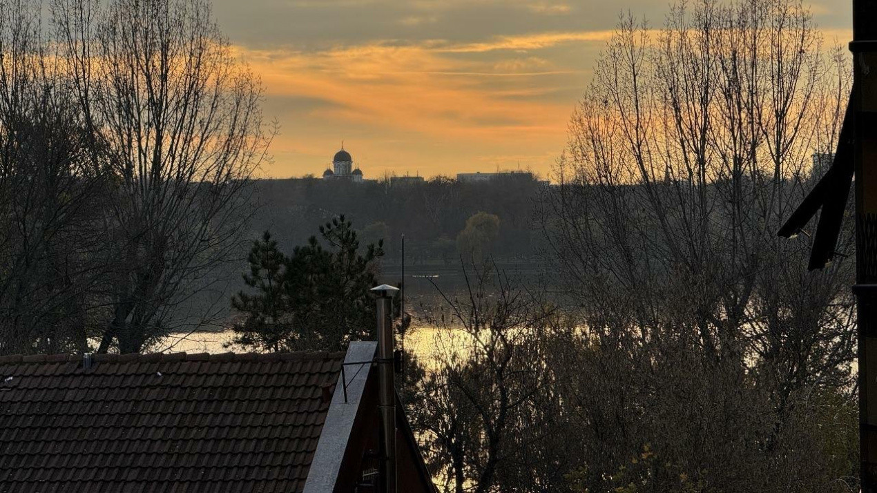 Apartament pentru chirie 4 camere în Herastrau 