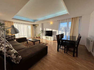 Apartament pentru chirie 4 camere în Herastrau 