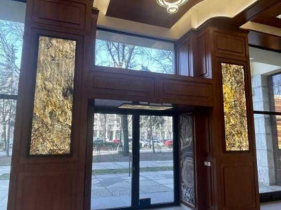 Spatiu comercial parter, stradal, 87 mp,  vitrina, centrala proprie, zona Unirii