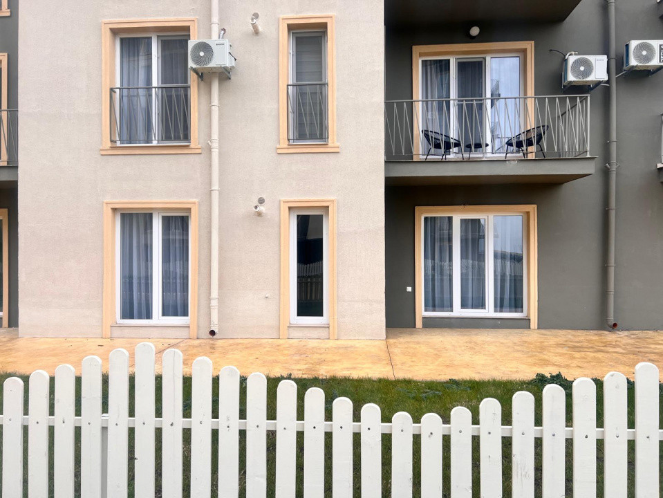 Apartament 2 camere cu gradina+loc de parcare Cosmopolis