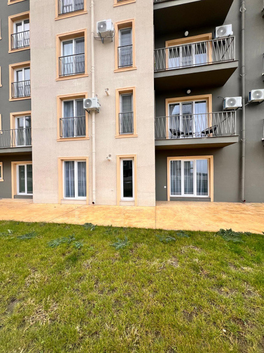 Apartament 2 camere cu gradina+loc de parcare Cosmopolis