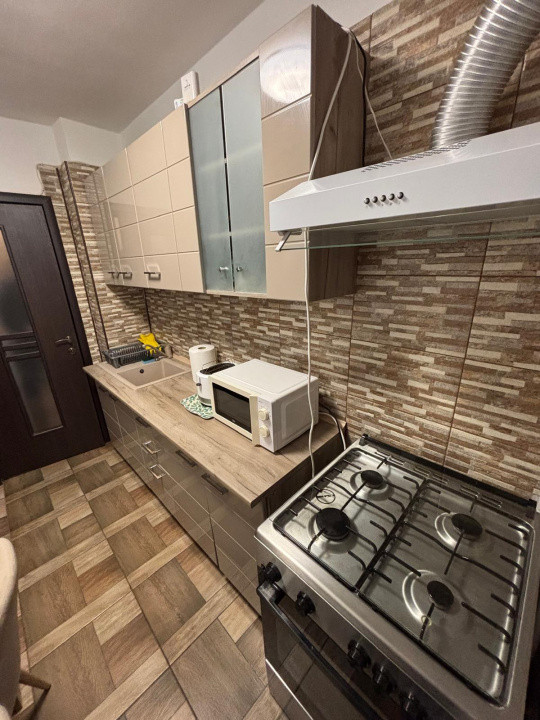 Apartament 3 camere | Proaspăt renovat & mobilat 