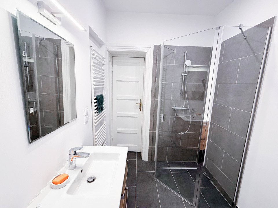 Inchiriere apartament 3 camere UNIVERSITATE