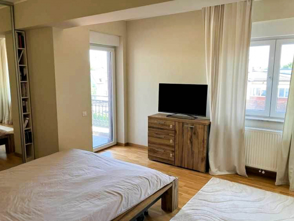 Inchiriere apartament 3 camere Stefan cel Mare | 9' Metrou